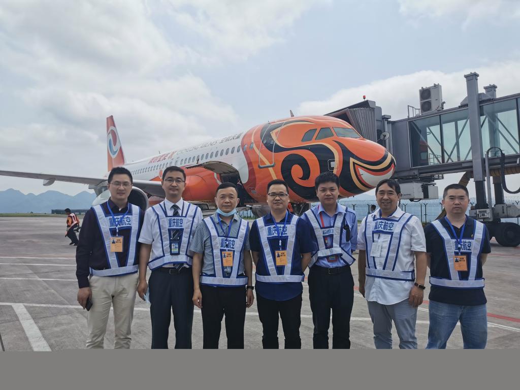 13e7f6c88b518573486e08426105ea7 13e7f6c88b518573486e08426105ea7